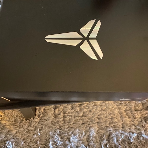 COPY - Kobe Bryant’s Nike mamba fury - Picture 3 of 3